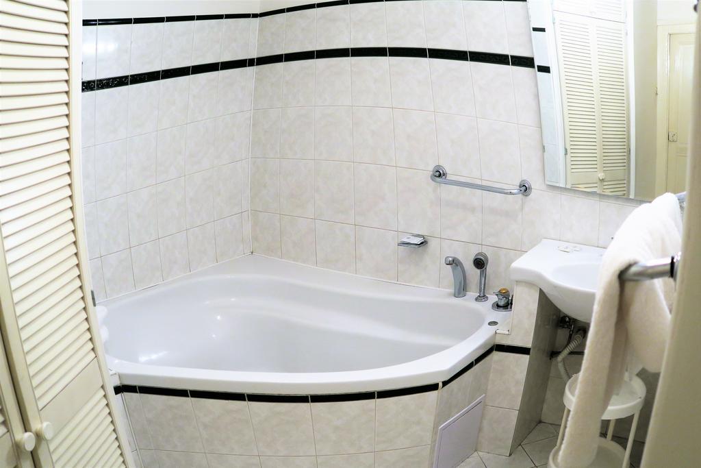 Old Town Square Superior Apartments - Valentin Прага Екстериор снимка